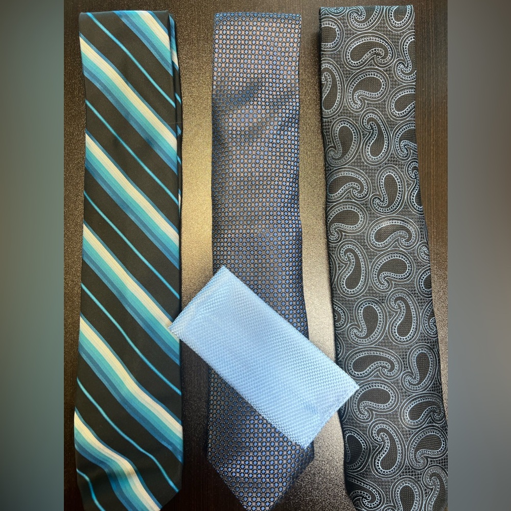 Set of 3 ties and matching handkerchief